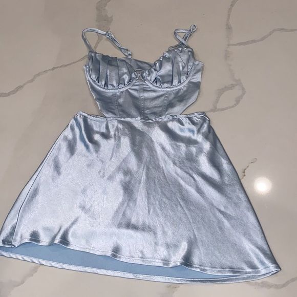 White Fox Boutique Dresses & Skirts - White Fox Boutique Blue Sky Silky Dress